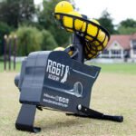 R66T Academy Ball Feeder