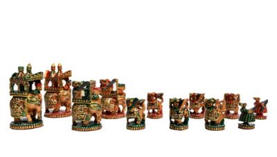 Ambawari Series Chess Set Green, Gold & Red Stained 3.5″ King with 2″ Square Beveled Chess Board