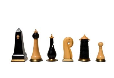 Limited Edition–The Hallgrimur Reykjavik Series chess pieces Boxwood & Ebony 4.5″ king