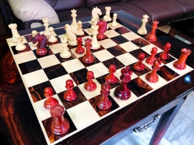 The Victoria Series Luxury Chess Table & Master Series Chess Pieces American Maple & Golden Grain Rosewood 2.5″ Square