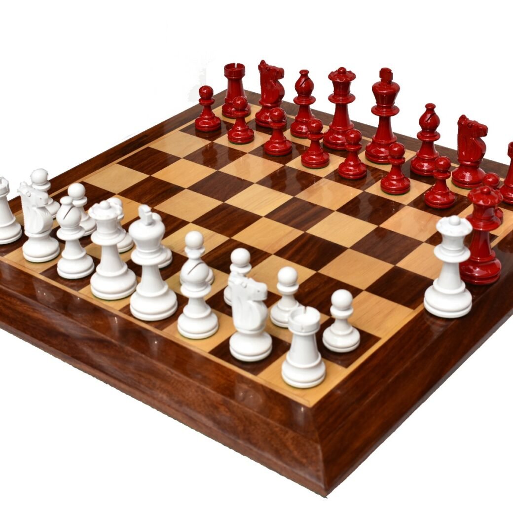 Lardy Staunton Chess Set